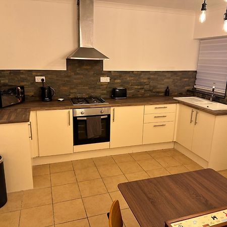 Stylish Miners Cottage, Treorchy, Rhondda Treorky Eksteriør bilde